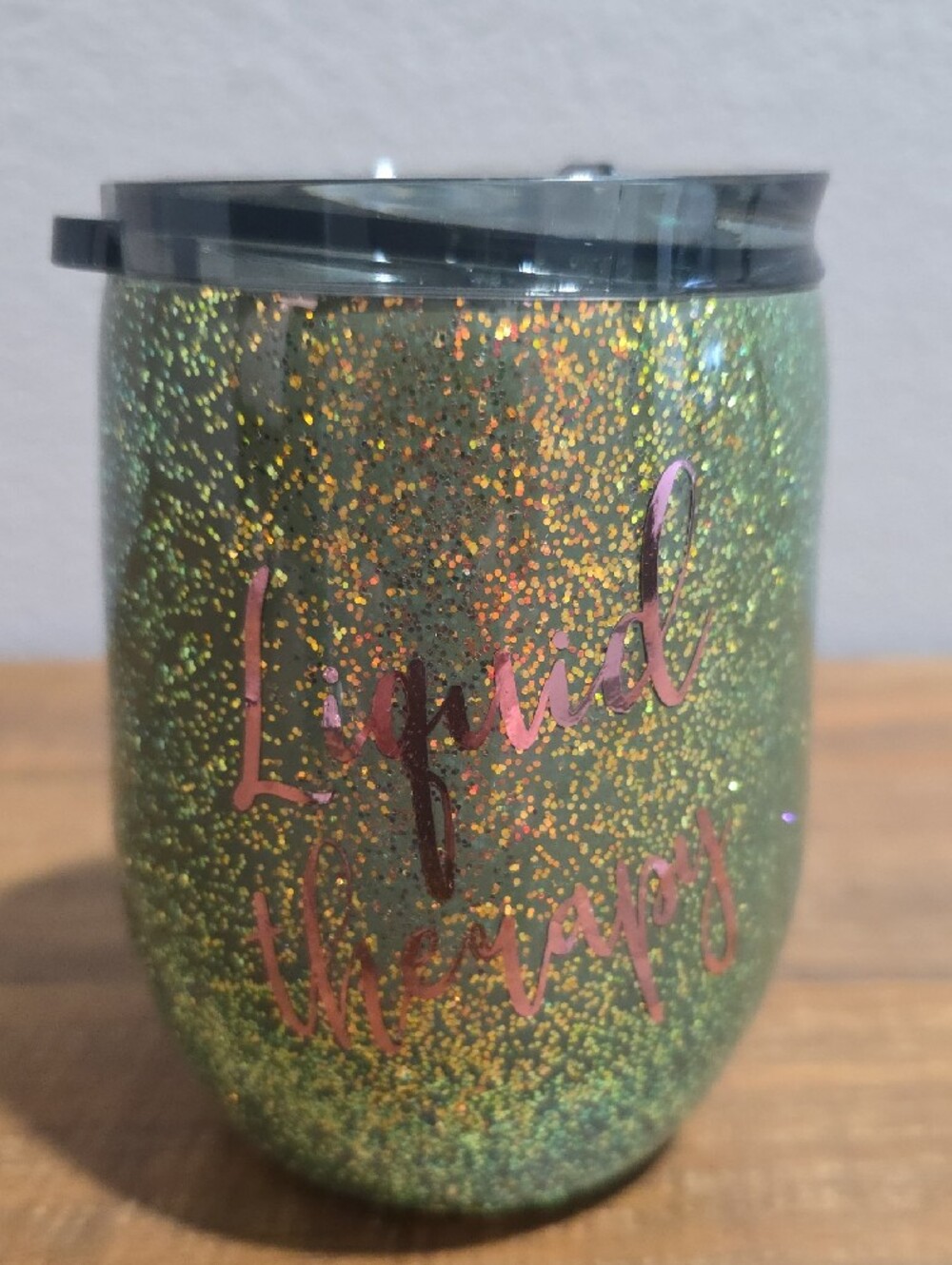 Hand-made Design "Liquid Terapy" Insulated Wine Tumbler - Green & Gold